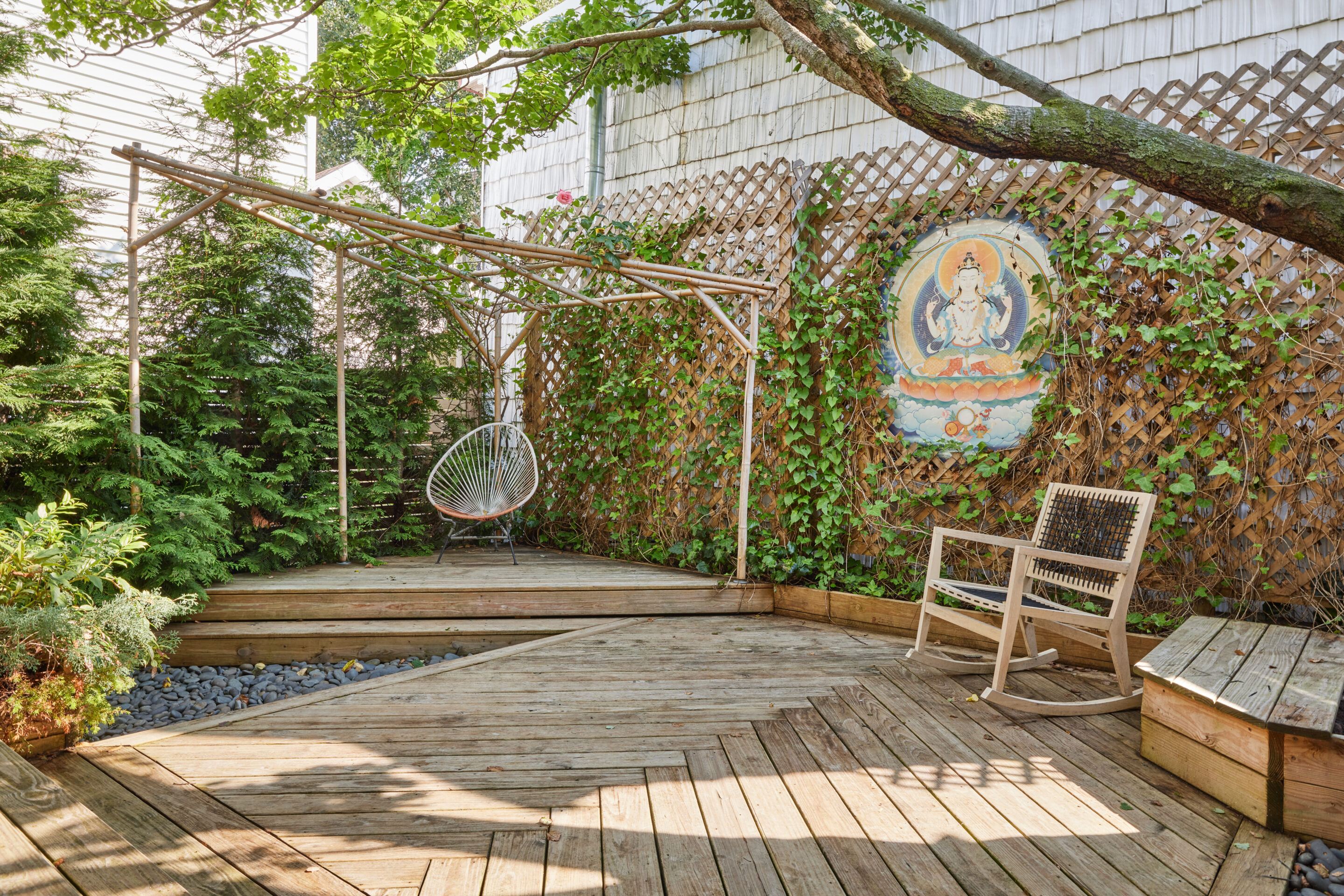 Casa Tranquila backyard with hanging swing
